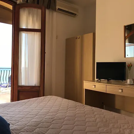 Hotel La Sirenetta-3